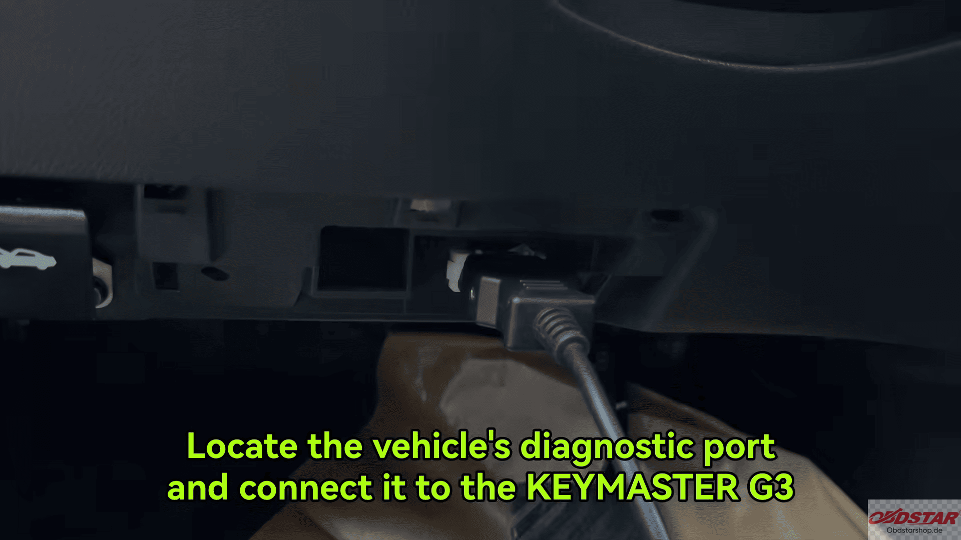 Connect the vehicle's diagnostic port to KEYMASTER G3